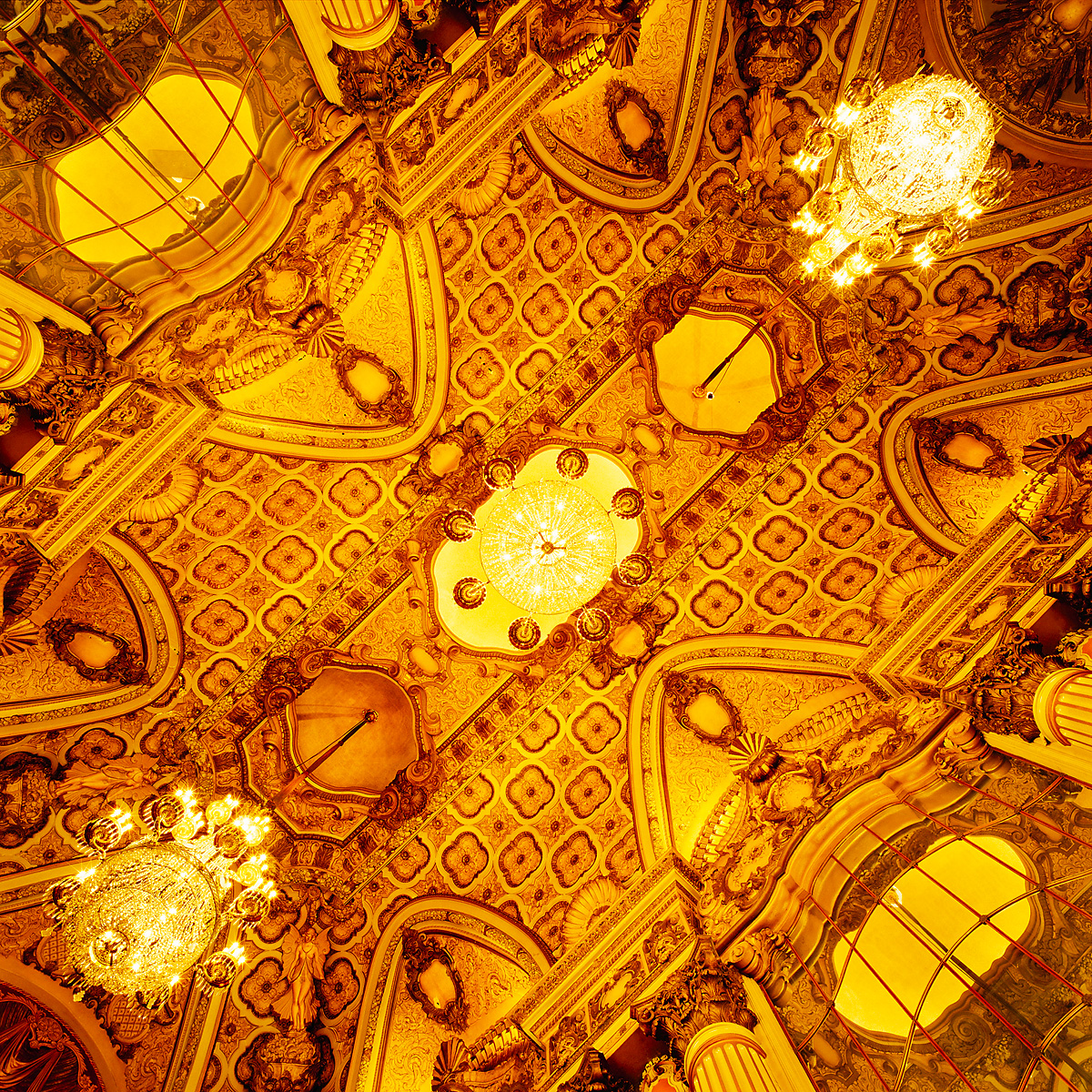 Stephen Austin Welch commercial director & advertising architectural photographer downtown Los Angeles Los Angeles Theater ceiling